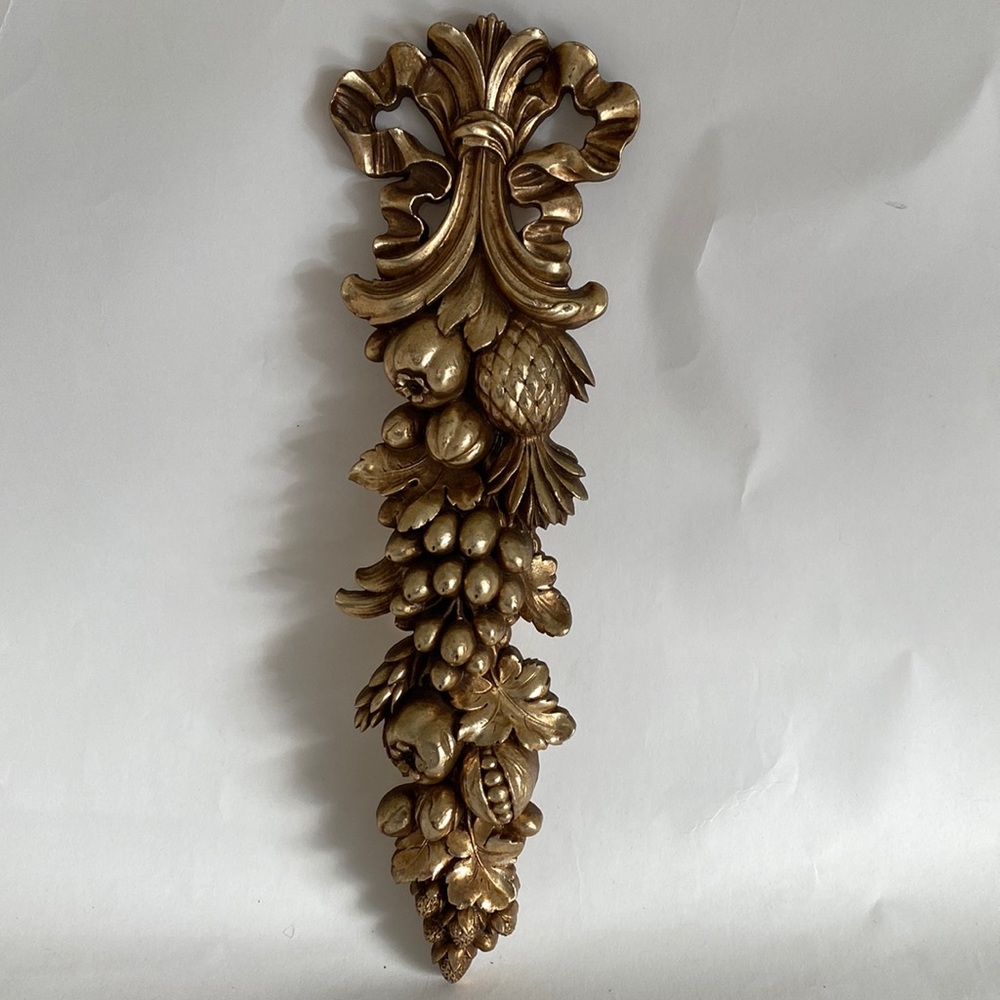 Vintage 1960 syroco Fruit swag vertical mid century wall decor